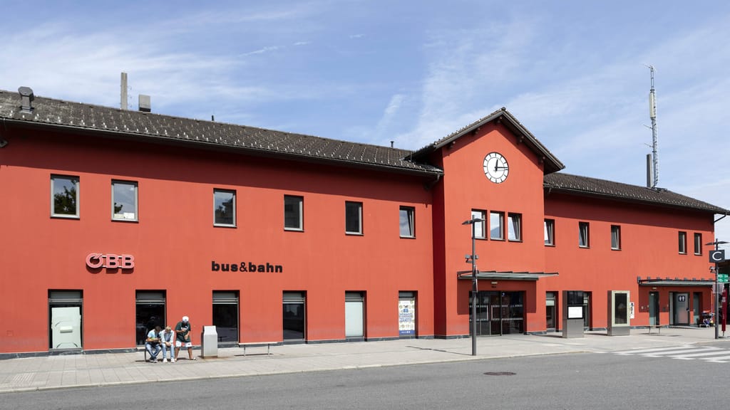 Dornbirn kämpft gegen Kriminalität: Waffenverbotszone verlängert - politik - exxpress Nachrichten