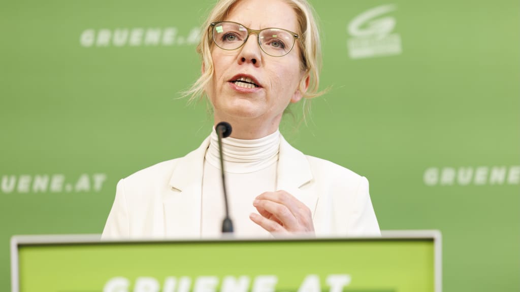 Gewesslers Klima-Erbe: Bis zu 45.000 Jobs in Gefahr - politik - exxpress Nachrichten