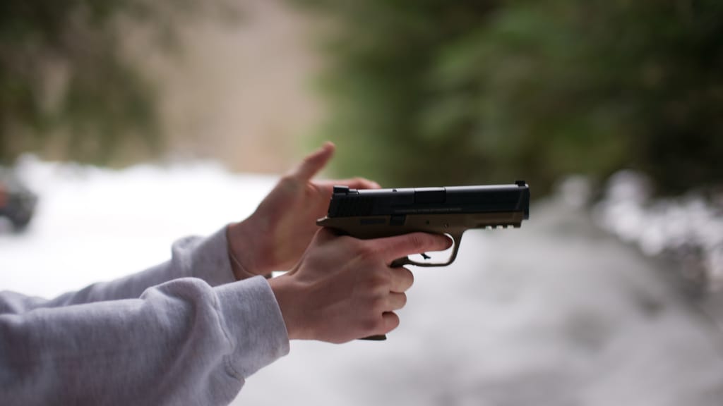 Mit Umbringen bedroht: 15-Jähriger überfällt Kinder mit Pistole - news - exxpress Nachrichten