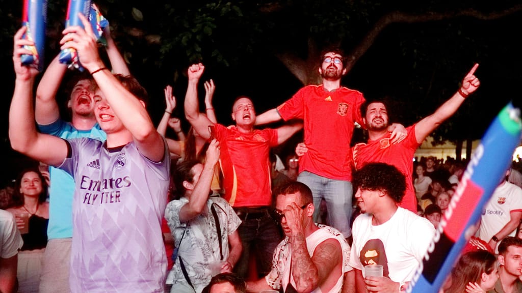 Früh aufstehen oder durchmachen: So schauen Wiener die WM - sport - exxpress Nachrichten