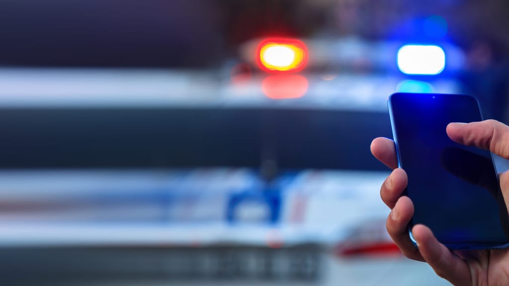 Staat liest mit? Höchstrichter prüfen Messenger-Spionage - politik - exxpress Nachrichten