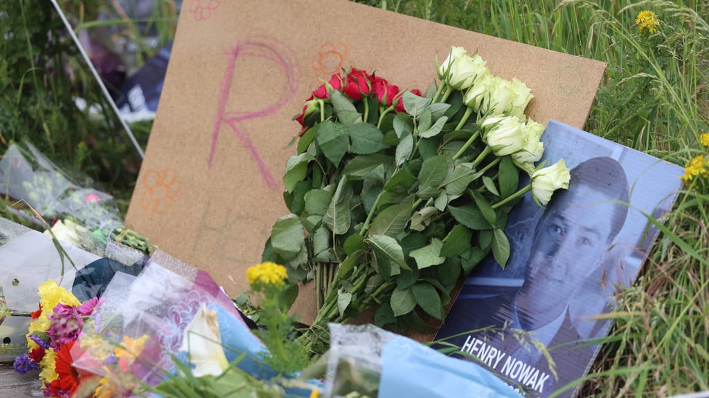 Britische Times deckt auf: Polizei wollte Henry Nowak nach seinem Tod als Angreifer darstellen - news - exxpress Nachrichten