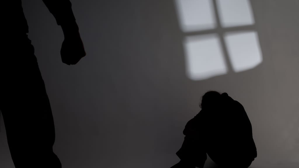 Als Mädchen im Netz unterwegs: Mann lockt 12-Jährige in Sexfalle - news - exxpress Nachrichten