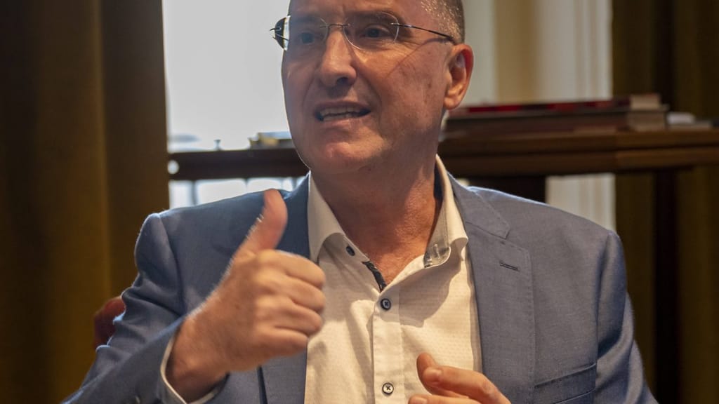 Otto-Chef: „SPÖ treibt NEOS und ÖVP mit Nasenring durch Zirkuszelt“ - economy - exxpress Nachrichten