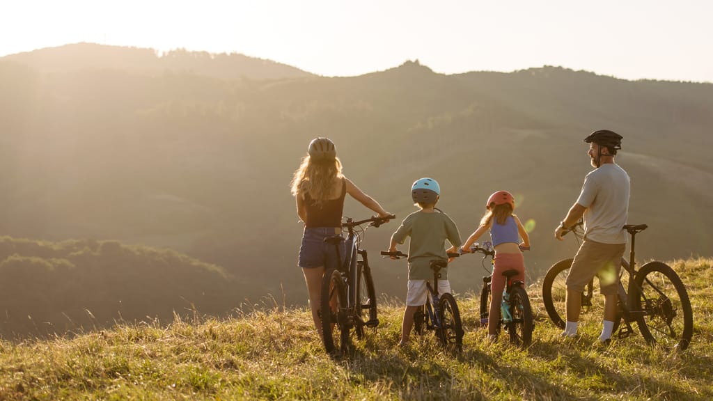 Familienbeihilfe eingefroren, Bonus gekürzt: Das bedeutet das Budget für Familien - politik - exxpress Nachrichten