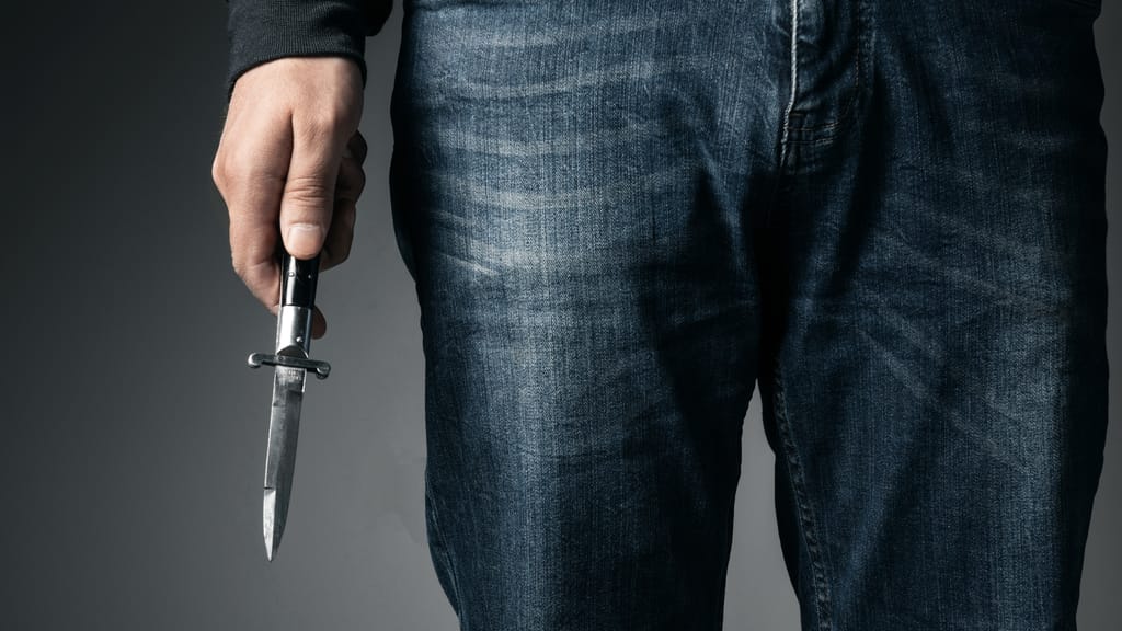 Joint in der U6 angezündet: Junkie bedroht Fahrgäste mit Messer - news - exxpress Nachrichten