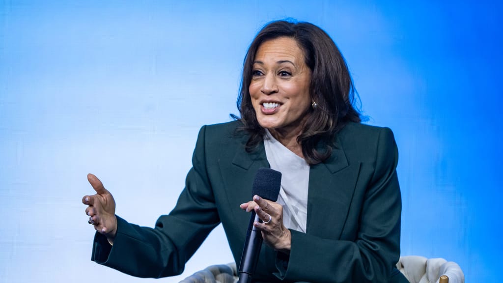 Geht Kamala Harris wieder ins Rennen? Demokraten haben klare Favoritin - politik - exxpress Nachrichten