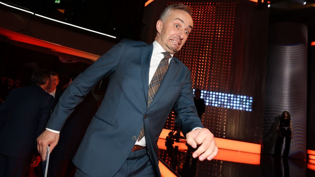 Fake News verbreitet: Böhmermann verliert vor Gericht - news - exxpress Nachrichten