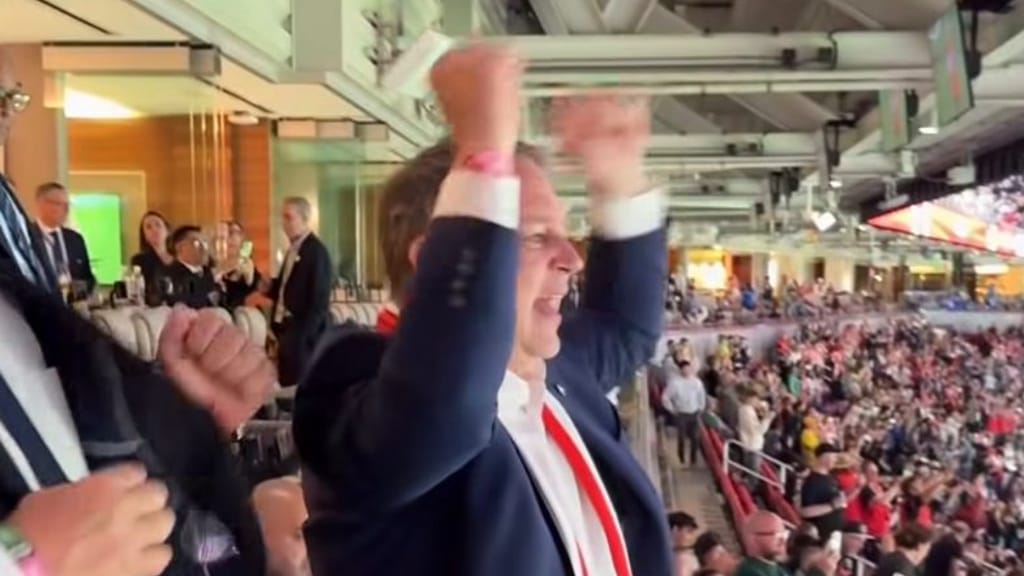 Bablers Jubel-Show: Mitarbeiter filmen ihn bei WM-Torjubel - politik - exxpress Nachrichten