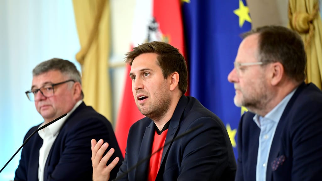 Schluss mit Zettelwirtschaft: Das steckt hinter dem „Projekt X“ - politik - exxpress Nachrichten