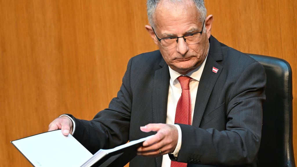 Selbst Griechenland spart – Österreich macht weiter Schulden - politik - exxpress Nachrichten