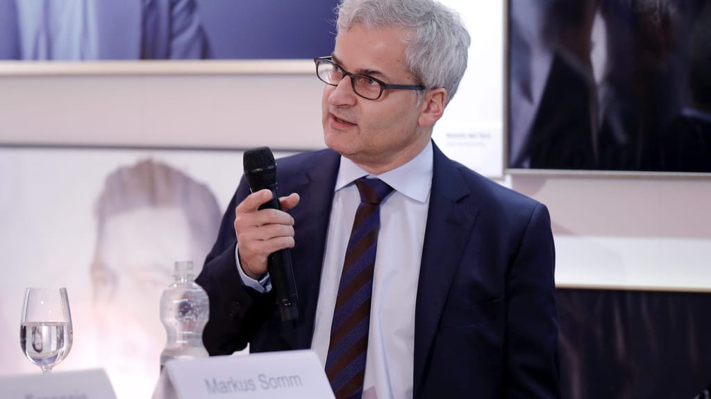 Libertatem-Preis 2026: Markus Somm für kritischen Journalismus geehrt - news - exxpress Nachrichten