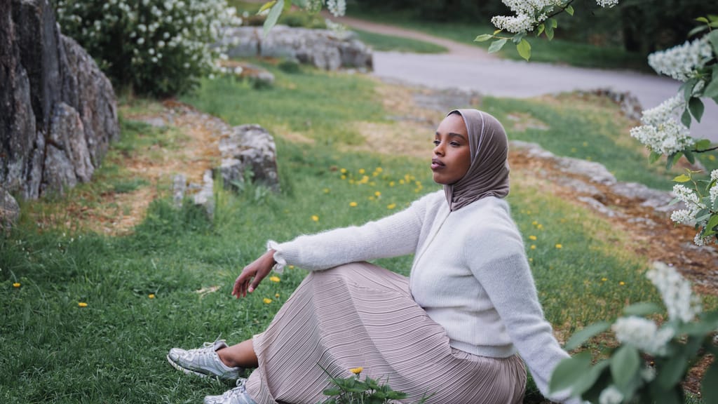 Verhüllung als Modetrend? Islamistische „Modest Fashion“ erobert den Mainstream - politik - exxpress Nachrichten
