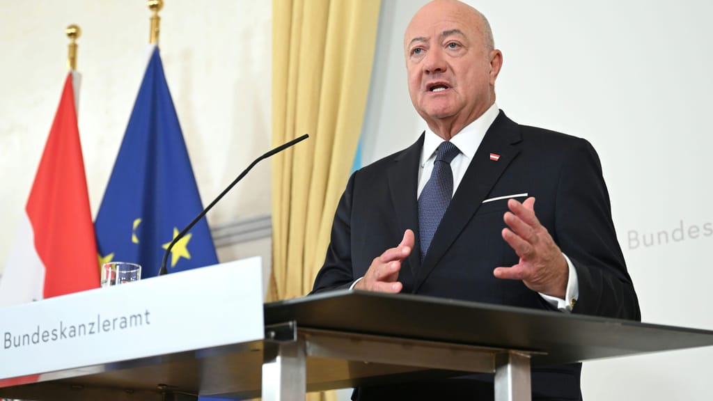 Umfrage-Klatsche für Brüssel: 91 Prozent lehnen weitere EU-Erweiterung ab - politik - exxpress Nachrichten
