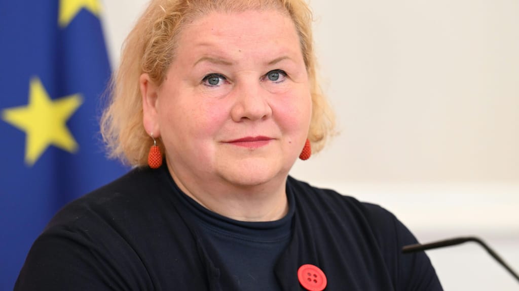 Lohn-Gesetz sorgt für Aufstand: 82 Prozent pfeifen auf neue Regeln - politik - exxpress Nachrichten