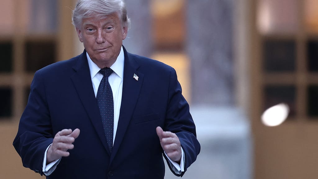 „Katastrophale Kapitulation“: Was Trumps Iran-Deal bedeutet - politik - exxpress Nachrichten