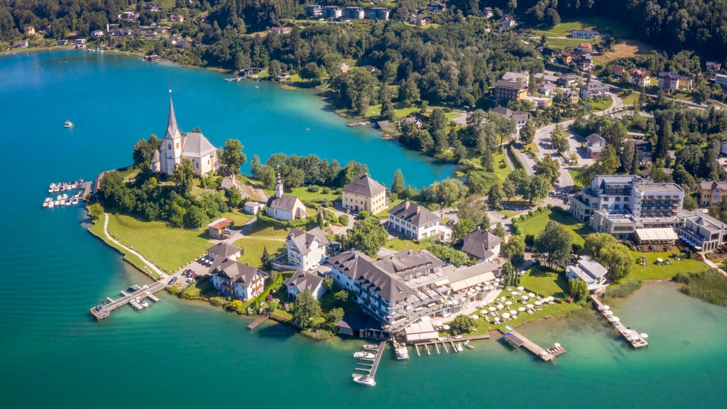 Horten-Luxusanwesen wird verkauft: Villa mit Traumlage am Wörthersee - lifestyle - exxpress Nachrichten