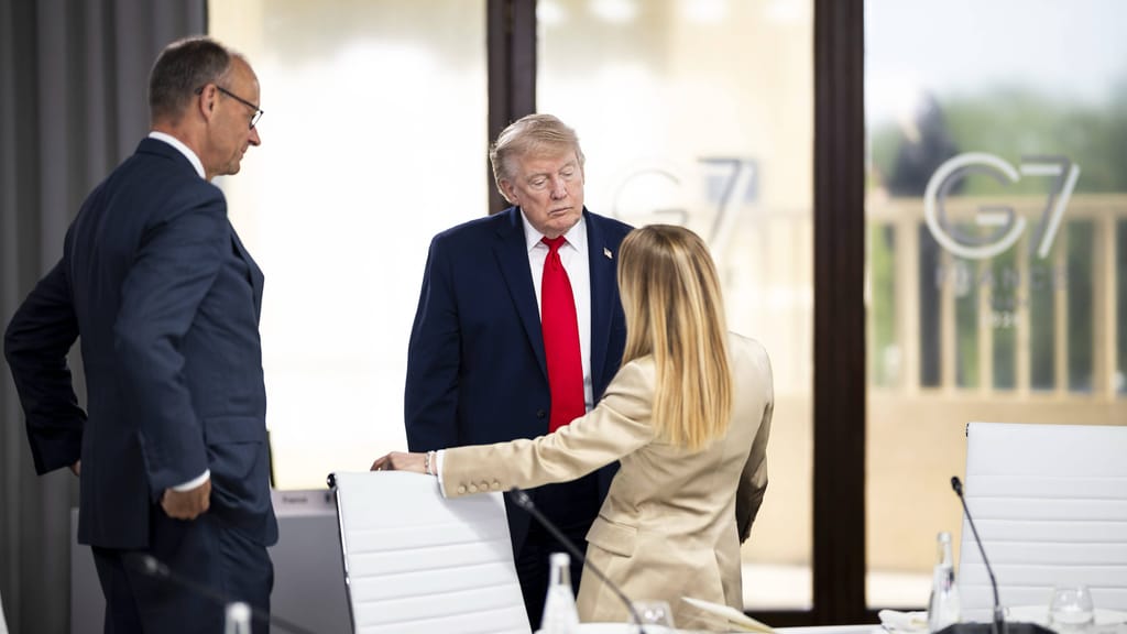 Eklat zwischen Trump und Meloni: Italien kocht vor Wut - news - exxpress Nachrichten
