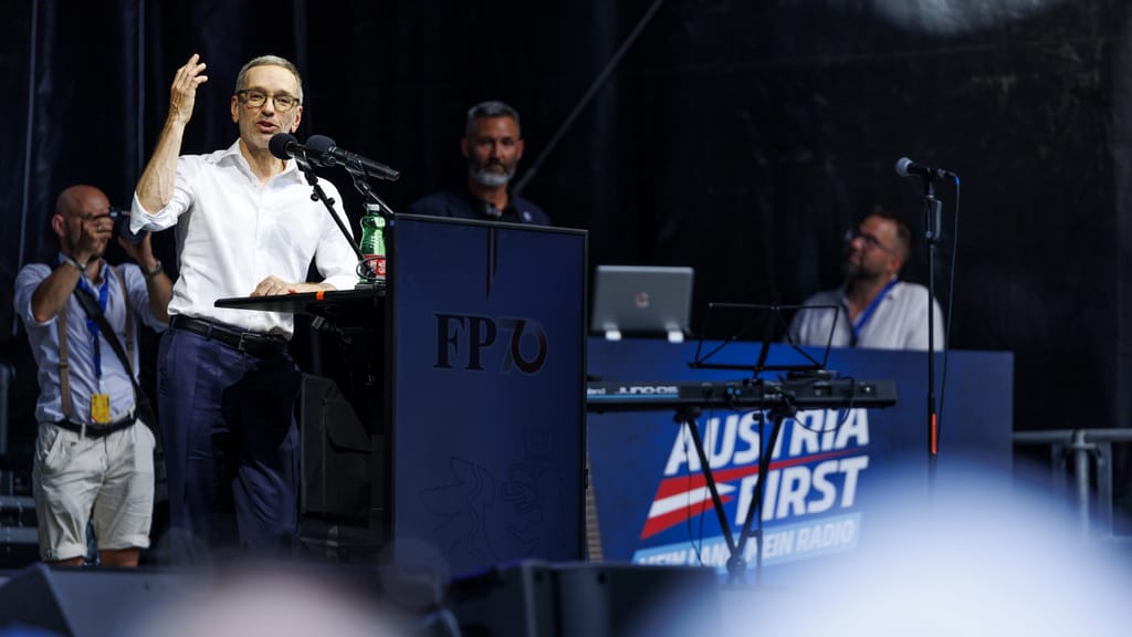 Kickl: „Nur noch eine Wahl — dann gibt’s den großen Systemwechsel" - politik - exxpress Nachrichten