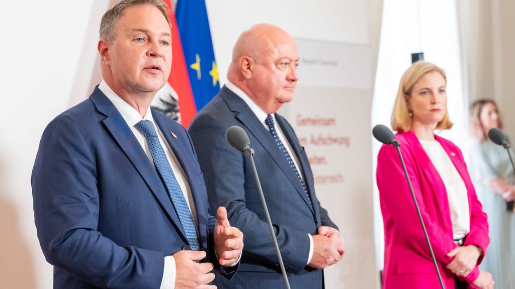 Buttersemmel als Steuer-Irrsinn: Bäcker verzweifeln an neuer MwSt-Regel der Regierung - politik - exxpress Nachrichten
