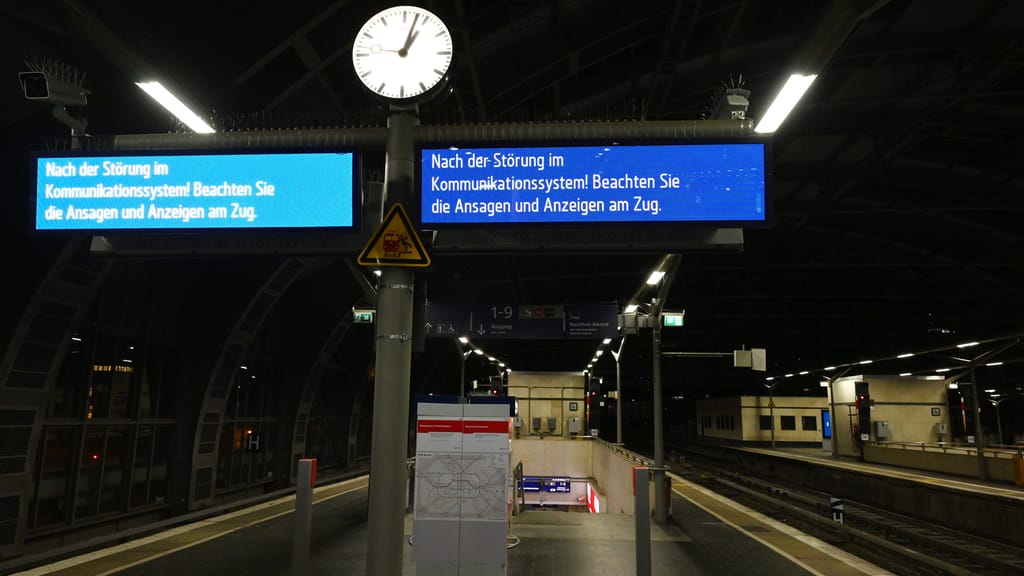 Bahn-Chaos in Deutschland: Funk-Panne legt das ganze Land lahm - news - exxpress Nachrichten