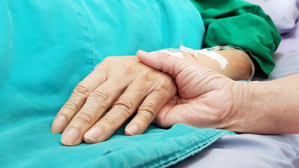 Sterbehilfe-Novelle sorgt für breite Kritik - news - exxpress Nachrichten