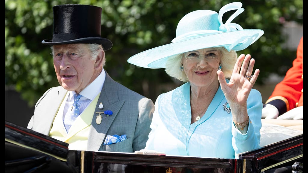 Royaler Auszug: König Charles kehrt Buckingham den Rücken - lifestyle - exxpress Nachrichten