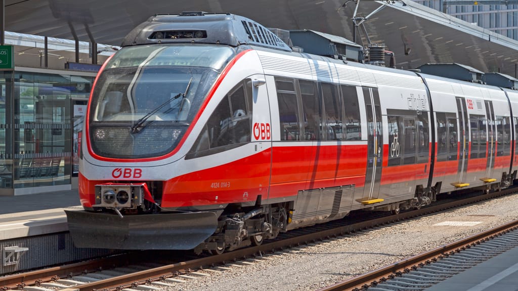 Hitzewarnung der ÖBB: Zugausfälle und Verspätungen möglich - news - exxpress Nachrichten