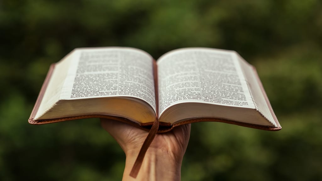 "Unverzichtbares Werk": Bibel wird in Texas zur Pflichtlektüre für Schüler - news - exxpress Nachrichten