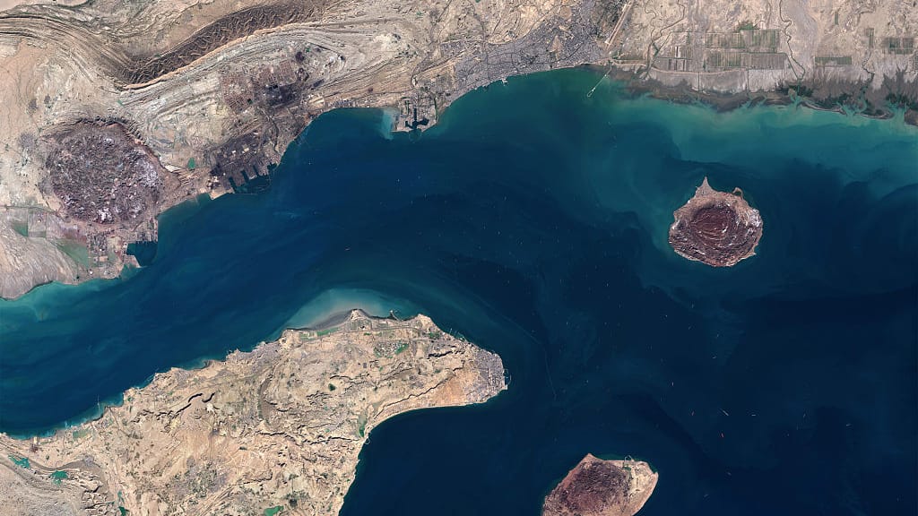 Iran beansprucht alleinige Kontrolle über Straße von Hormuz - politik - exxpress Nachrichten