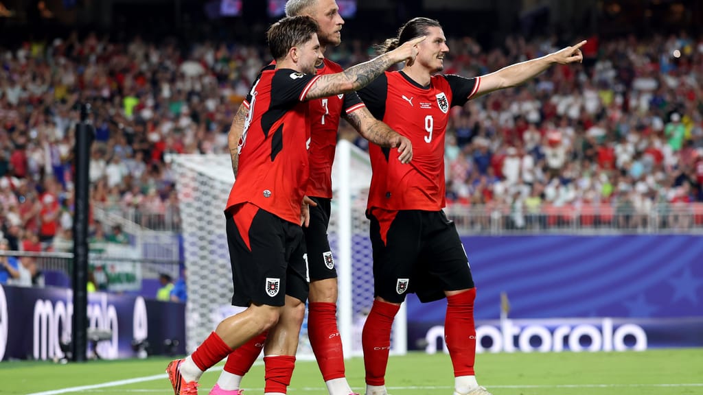 „Bist du deppert!“ als WM-Kultspruch: Löst Warmuth Reporter-Legende Finger ab? - sport - exxpress Nachrichten