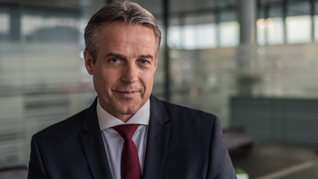 Hitze in den Klassen: Kärntens Landeshauptmann fordert frühere Sommerferien - news - exxpress Nachrichten