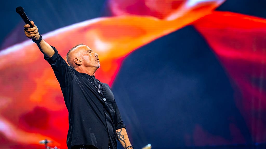 Eros Ramazzotti singt mit Tochter Aurora: Ganz Italien ist gerührt - lifestyle - exxpress Nachrichten