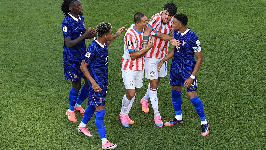 "Widerlich!" Prügel-Paraguay sorgt bei der WM für Mega-Wirbel - sport - exxpress Nachrichten