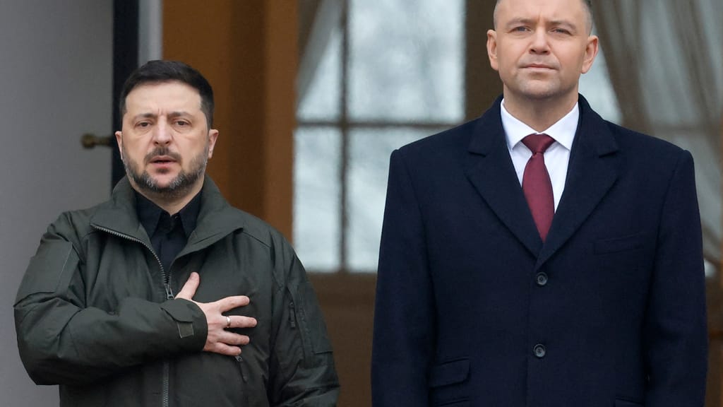 Bandera-Streit: Polen droht Selenskyj mit EU-Blockade - politik - exxpress Nachrichten