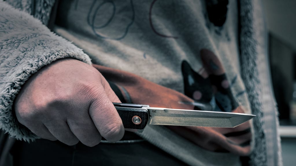 Messerattacke auf Busfahrer: Fahrgast rastet an Endstation völlig aus - news - exxpress Nachrichten