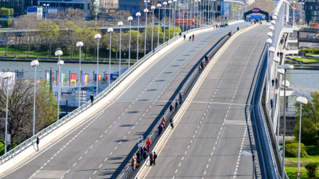 Wien Donaustadt: Ägypter beißt nach Verkehrsunfall Polizisten - news - exxpress Nachrichten