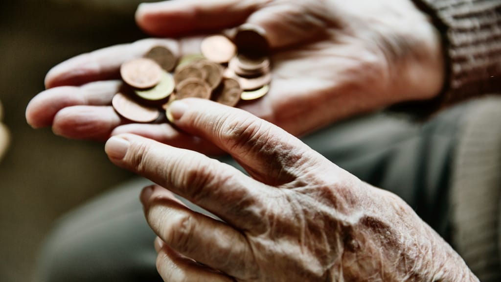 Österreicher in Sorge: Zwei Drittel fürchten finanzielle Engpässe im Ruhestand - economy - exxpress Nachrichten