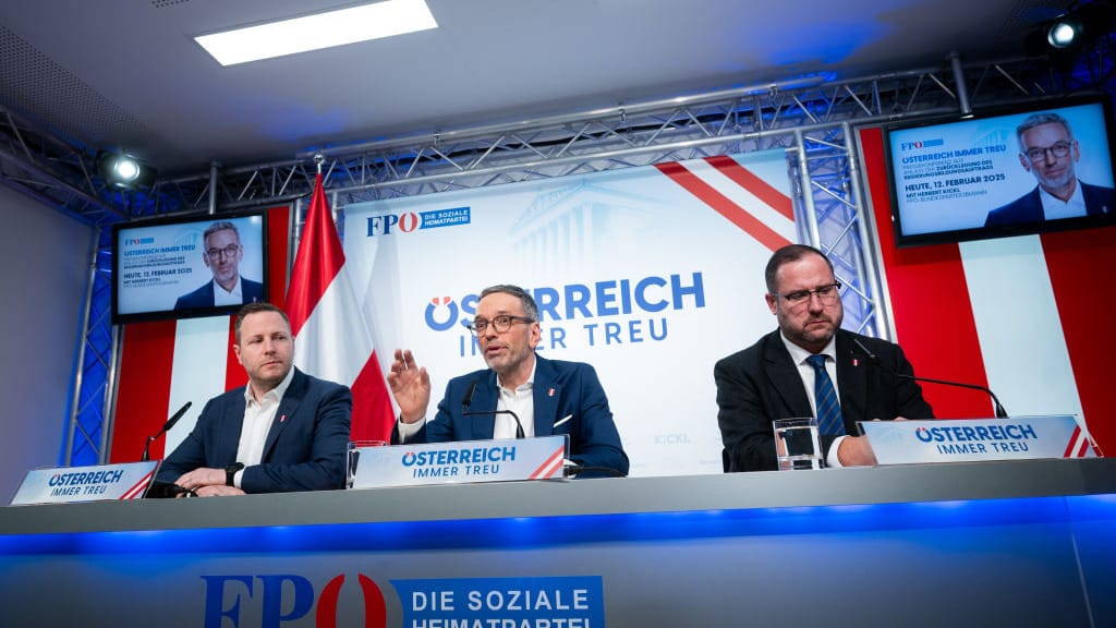 Polit-Krach um Schellhorn: FPÖ rechnet gnadenlos mit NEOS-Staatssekretär ab - politik - exxpress Nachrichten