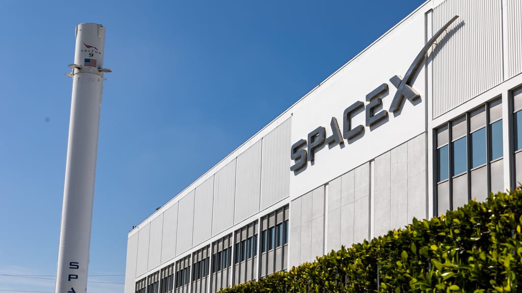 SpaceX-Aktie unter Ausgabepreis gefallen - economy - exxpress Nachrichten
