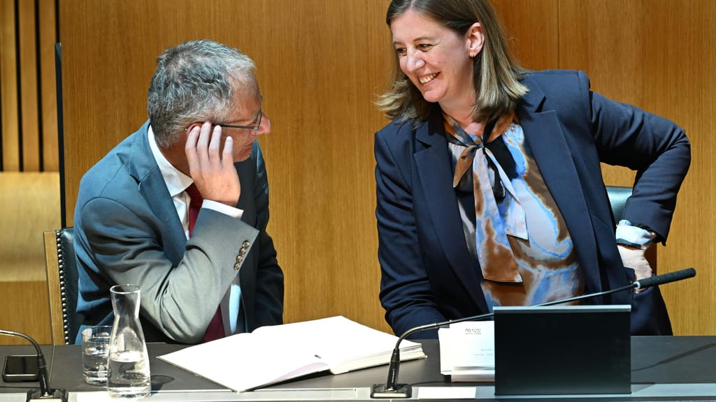 82 Prozent hängen am Staat: ÖVP will Österreicher selbst vorsorgen lassen - news - exxpress Nachrichten