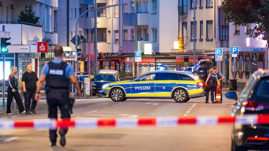 Kelkheim unter Schock: Kroate tötete Ehefrau mit 30 Macheten-Stichen auf Marktplatz - news - exxpress Nachrichten