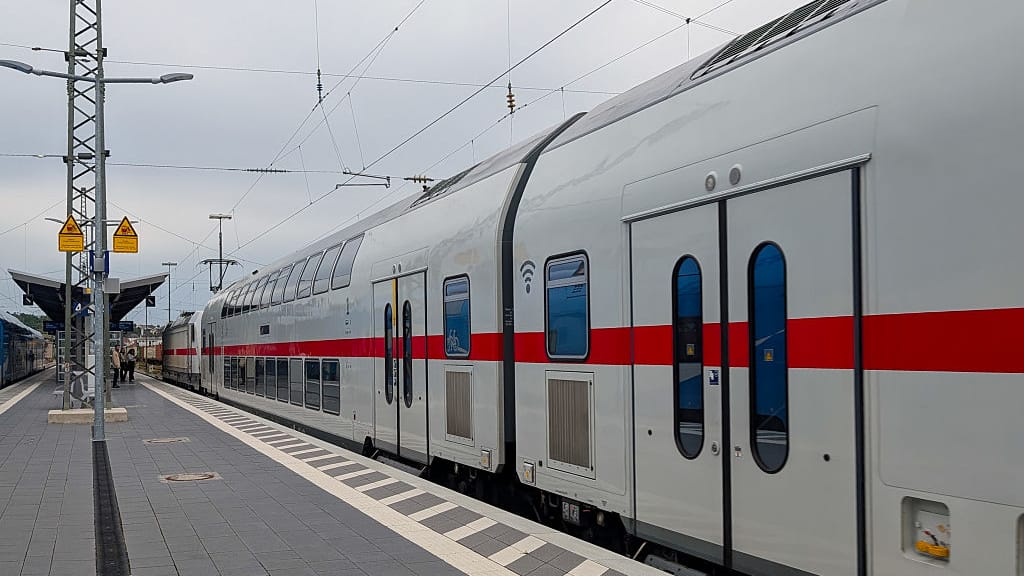 Schuldunfähig: Urteil gegen Syrer nach Axt-Angriff im ICE - news - exxpress Nachrichten
