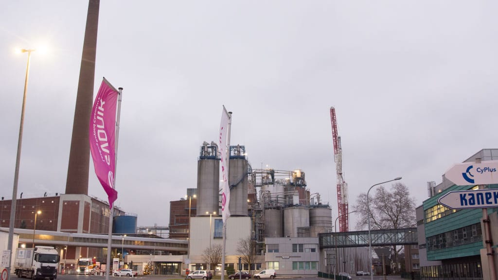 Deutscher Chemieriese rechnet mit Energiewende ab: „1000 Milliarden für nichts“ - economy - exxpress Nachrichten