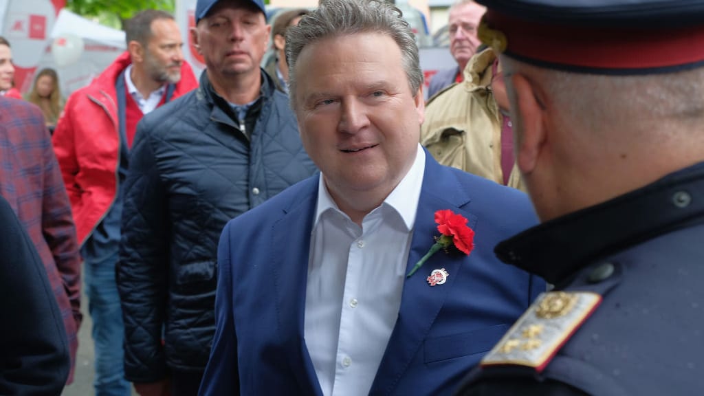 Causa Walter Ruck: Ludwig stellt sich hinter Wirtschaftskammer-Präsidenten - news - exxpress Nachrichten