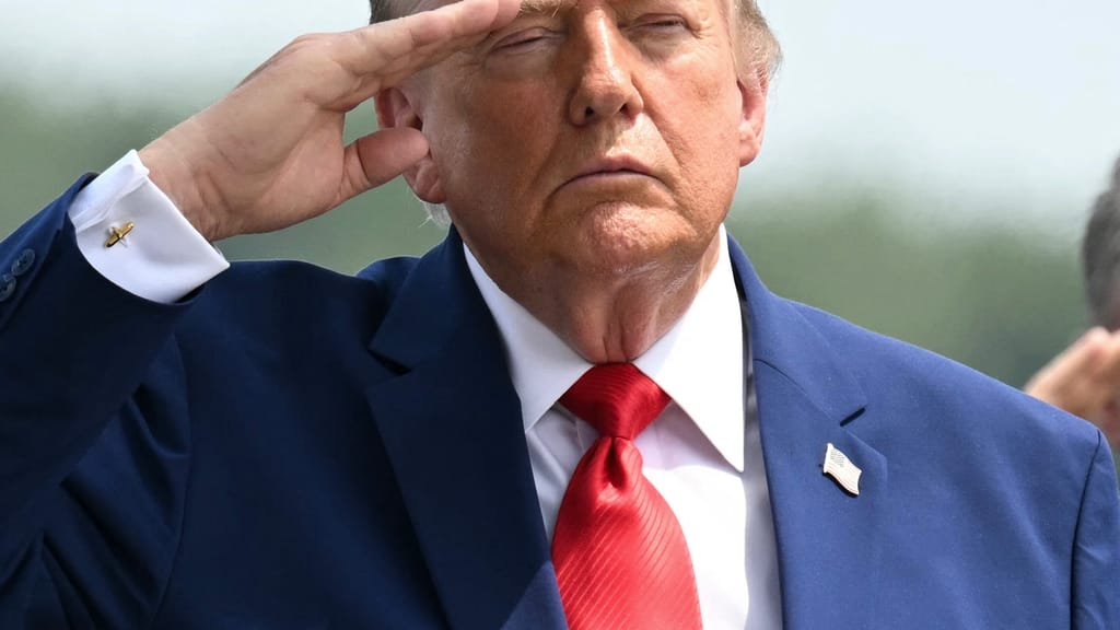 Trump würgt Iran ab – Teherans Hardliner drohen mit Flächenbrand - politik - exxpress Nachrichten