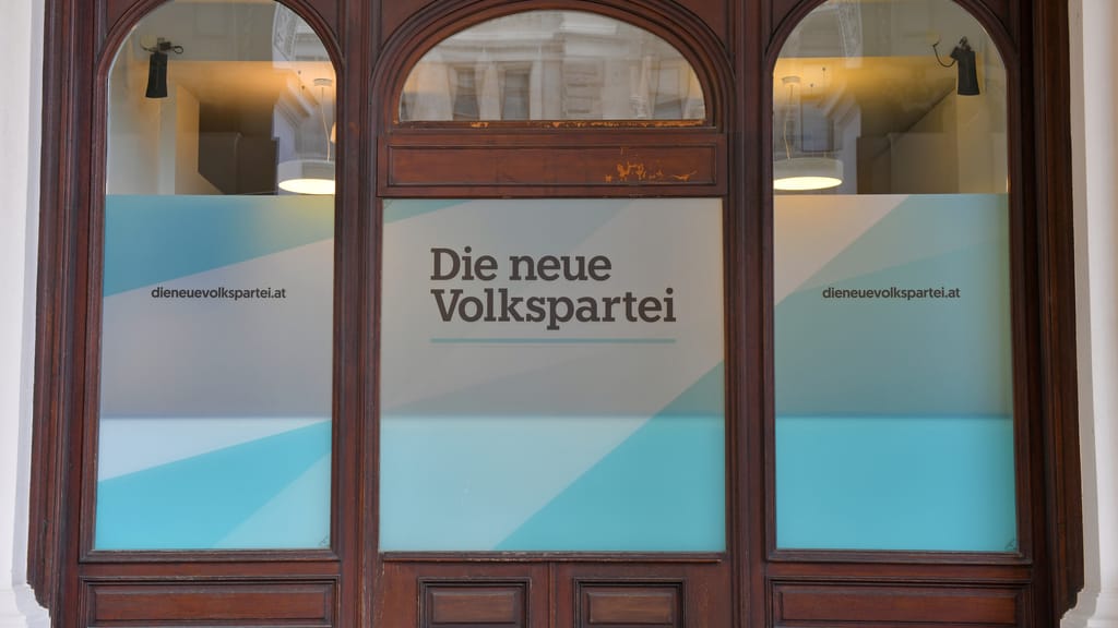 Druck auf Ruck: Wallner spricht von „keinem guten Bild“ für die ÖVP - politik - exxpress Nachrichten