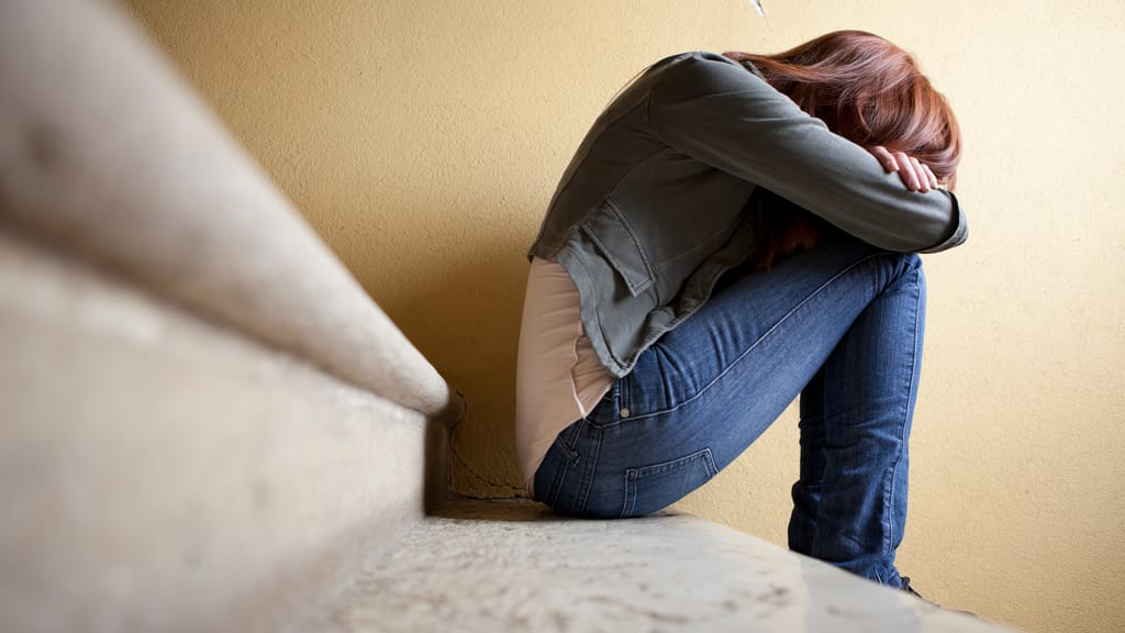 "Töte dich!" – 15-Jähriger Iraker missbraucht Mädchen psychisch und sexuell - news - exxpress Nachrichten