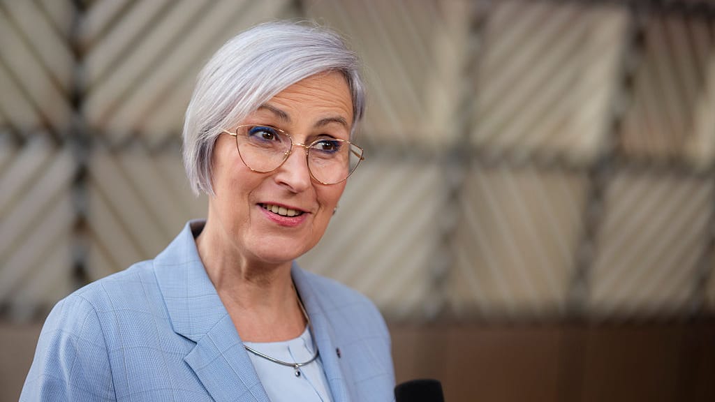 Elektronische Überwachung für Gefährder: Österreich arbeitet an neuem Schutzsystem - politik - exxpress Nachrichten