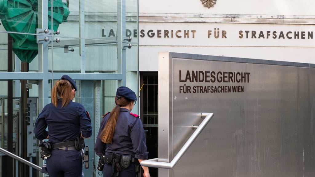 Syrer sollen 16-Jährige in Wohnung gelockt und vergewaltigt haben - news - exxpress Nachrichten